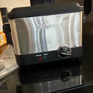 Cuisinart Silver and Black Deep Fryer